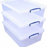 En bild som visar Really Useful Box Nestable Plastic Storage 43 Litre Clear (Pack of 3) från Really Useful Box framifrån.