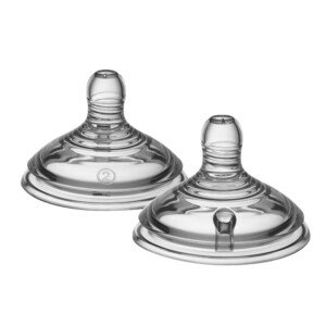 Tommee Tippee Natural Start Baby Bottle Teats, Medium Flow for 3m+, Pack of 2 Breast-Like Teats for a Natural Latch, with Anti-Colic Valve and BPA Free Soft Silicone