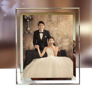 Picture Frames 8x10 Mirrored Edge Glass¬8x10 Picture Frame Glass Frames 8 by 10 inch Photo Display Friend Gifts¬Photo display for desktop only
