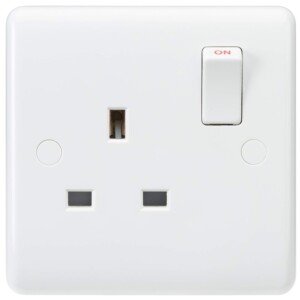 Knightsbridge CU7000S Curved Edge 13 A 1 Gang SP Switched Socket, 230 V, White