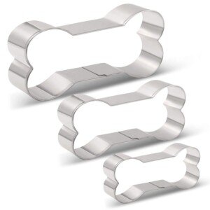 KENIAO Dog Bone/Dog Biscuit Cookie Cutters for Homemade Treats Cookie Cutter Set - 3 Various Size - Large / 5.4 Inches, Medium / 4.6 Inches, Small / 3.9 Inches - Stainless Steel